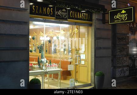 Szamos Cukraszda, confiseurs, pendant la période de Noël, Budapest, Hongrie Banque D'Images