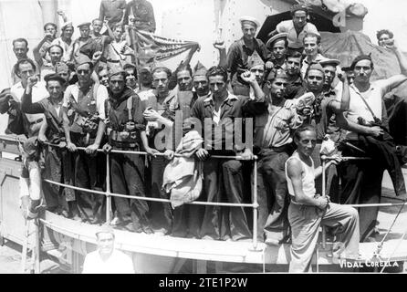 12/31/1936. Miliciens catalans marchant pour combattre les ressortissants de Palma de Majorque. Photo : Vidal Corella. Crédit : Album / Archivo ABC / Vidal Corella Banque D'Images