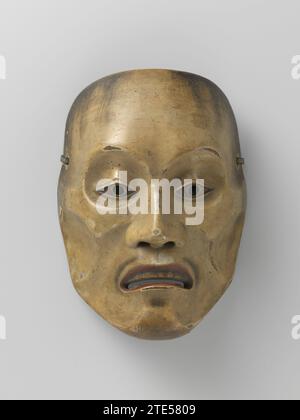 Masker, anonyme, 1700 - 1750 pas de masque pour le rôle de Yase Otoko. Deux lignes verticales sur le dos, sur le site d'une restauration du 18e siècle, où le masque a été brisé et a été peint à nouveau. Les sourcils et la barbe ont ensuite été repeints. En haut une ligne horizontale, éventuellement d'une restauration. Bois japonais (matériel végétal). Colorant No-masque pour le rôle de Yase Otoko. Deux lignes verticales sur le dos, sur le site d'une restauration du 18e siècle, où le masque a été brisé et a été peint à nouveau. Les sourcils et la barbe ont ensuite été repeints. En haut une ligne horizontale, éventuellement d'une restauration. Ja Banque D'Images