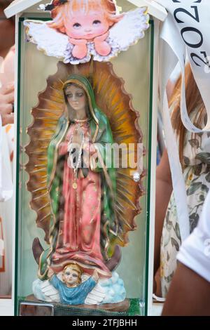09-09-2023- Italie, Lombardie, Crema, célébration de la Vierge de Guadalupe participants à la Parade Banque D'Images