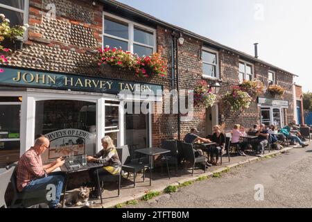 Angleterre, East Sussex, Lewes, John Harvey Tavern Pub Banque D'Images