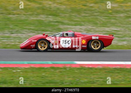 Scarperia, 2 avril 2023 : Ferrari 312 P année 1969 ex Pedro Rodriguez en action lors du Mugello Classic 2023 au Mugello circuit en Italie. Banque D'Images