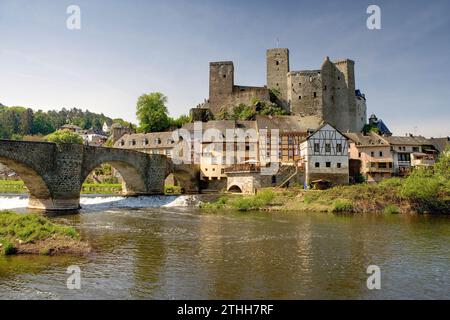 Château de Runkel, vieux pont de Lahn, Runkel sur la Lahn, Hesse, Allemagne, Europe Banque D'Images