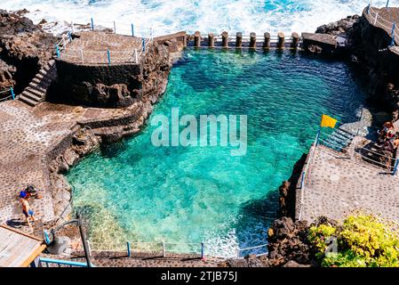 Piscines d'eau de mer El Charco Azul. San Andrés y sauces, la Palma, Santa Cruz de Tenerife, Islas Canarias, Espagne Banque D'Images