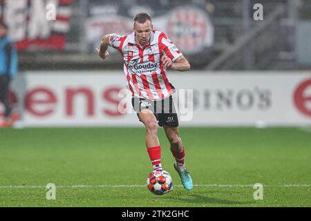 Den Haag, pays-Bas. 20 décembre 2023. DEN HAAG, PAYS-BAS - DÉCEMBRE 20 : Arno Verschueren du Sparta Rotterdam dribble lors du match de 2e tour de la Toto KNVB Cup entre ado Den Haag et Sparta Rotterdam au Bingoal Stadion le 20 décembre 2023 à Den Haag, pays-Bas. (Photo Hans van der Valk/Orange Pictures) crédit : Orange pics BV/Alamy Live News Banque D'Images