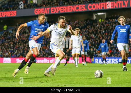 Glasgow, Royaume-Uni. 20 décembre 2023. Après leur victoire de la Viaplay Cup le 17 janvier à Hampden Park, les Rangers jouent maintenant à St Johnstone sur leur terrain d'Ibrox Stadium, Glasgow, Écosse, Royaume-Uni. Les Rangers sont maintenant à seulement 5 points derrière Celtic avec deux matchs en main, donc le résultat de ce match est très important. Crédit : Findlay/Alamy Live News Banque D'Images