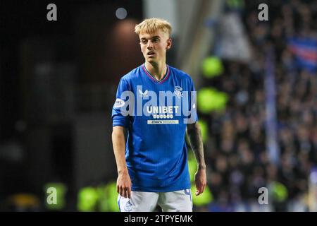 Glasgow, Royaume-Uni. 20 décembre 2023. Après leur victoire de la Viaplay Cup le 17 janvier à Hampden Park, les Rangers jouent maintenant à St Johnstone sur leur terrain d'Ibrox Stadium, Glasgow, Écosse, Royaume-Uni. Les Rangers sont maintenant à seulement 5 points derrière Celtic avec deux matchs en main, donc le résultat de ce match est très important. Crédit : Findlay/Alamy Live News Banque D'Images