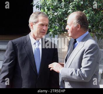 06/11/2001. Madrid 12-6-01. Visite du président des États-Unis Bush au palais Zarzuela avec les rois. Photo Jose Garcia. Archdc. Crédit : Album / Archivo ABC / José García Banque D'Images