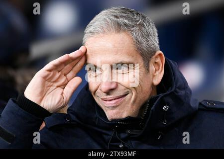 Paris, France. 21 décembre 2023. L'acteur français Medi Sadoun lors du match de football de Ligue 1 entre le Paris Saint-Germain PSG et le FC Metz au Parc des Princes à Paris, France, le 20 décembre 2023. Crédit : Victor Joly/Alamy Live News Banque D'Images