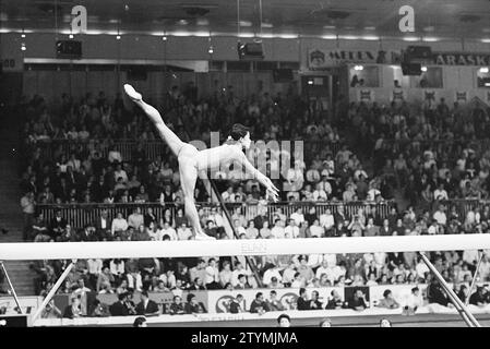 Championnats du monde femmes et hommes Ljubljana Yougoslavie, gymnastique artistique, 00-10-1970, Whizgle nouvelles du passé, adaptées à l'avenir. Explorez les récits historiques, l'image de l'agence néerlandaise avec une perspective moderne, comblant le fossé entre les événements d'hier et les perspectives de demain. Un voyage intemporel façonnant les histoires qui façonnent notre avenir. Banque D'Images