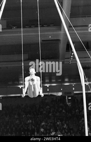 Championnats du monde femmes et hommes Ljubljana Yougoslavie, gymnastique artistique, 00-10-1970, Whizgle nouvelles du passé, adaptées à l'avenir. Explorez les récits historiques, l'image de l'agence néerlandaise avec une perspective moderne, comblant le fossé entre les événements d'hier et les perspectives de demain. Un voyage intemporel façonnant les histoires qui façonnent notre avenir. Banque D'Images