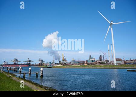Vue de l'usine Tata Steel à IJmuiden, pays-Bas Banque D'Images