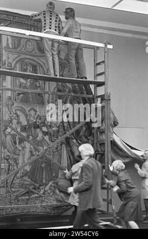 (Légende originale) David et Bathsheba, dix tapisseries bruxelloises sont accrochées dans le Rijksmuseum ca. 20 décembre 1972 Banque D'Images