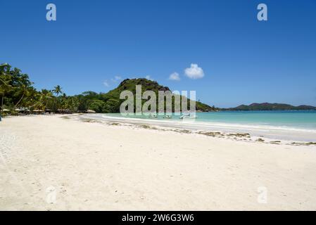 Côte d'Or Beach, Anse Volbert Village, Île de Praslin, Seychelles, Océan Indien Banque D'Images