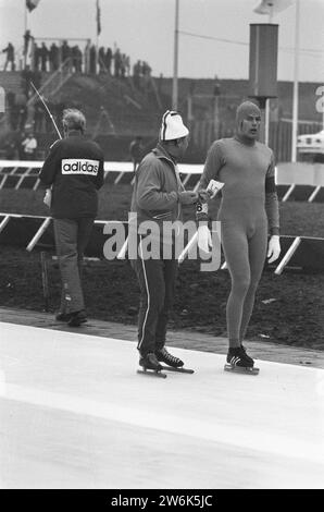 Compétitions de patinage pour la première coupe du monde ISSL pour professionnels à de Uithof à la Haye, Schenk et Huiskes ca. 6 janvier 1973 Banque D'Images