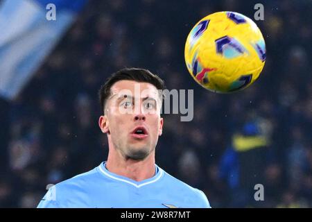 Nicolo Casale du SS Lazio lors du match de Serie A entre le SS Lazio et le FC Internazionale au Stadio Olimpico Rome Italie le 17 décembre 2023. Photo par Banque D'Images