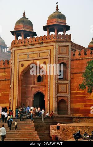 Vue partielle de King's Gate, Fatehpur Sikri, Uttar Pradesh, Inde Banque D'Images