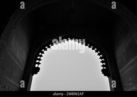 Vue partielle de King's Gate, Fatehpur Sikri, Uttar Pradesh, Inde Banque D'Images