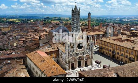 Drone photo Cathédrale de Sienne Italie Europe Banque D'Images