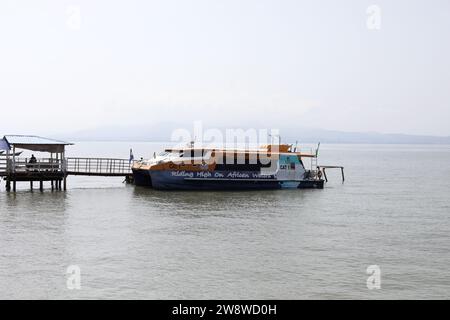 Vues générales de la vie de plage à Lungi-Town, Freetown, Sierra Leone, Afrique. Banque D'Images