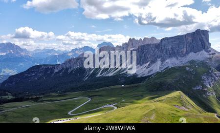 Drone photo Giau Pass Dolomites Italie europe Banque D'Images