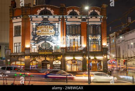 The Crown Hotel, Skelhorne Street, Liverpool. Photographié en novembre 2023. Banque D'Images