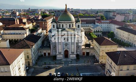 Drone photo Marie Auxiliatrice basilique Turin Italie Europe Banque D'Images