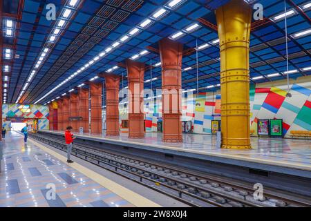 Portugal, Lisbonne, Olaias station de métro est parmi les 10 plus belles stations de métro du monde, la station Olaias a été conçue par l'architecte Tomas Tave Banque D'Images