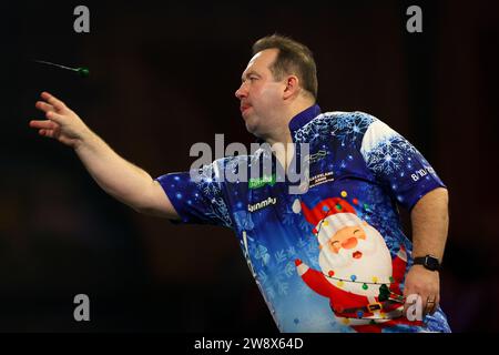 Alexandra Palace, Londres, Royaume-Uni. 22 décembre 2023. 2023/24 PDC Paddy Power World Darts Championships Day 8 session de l'après-midi ; crédit : action plus Sports/Alamy Live News Banque D'Images