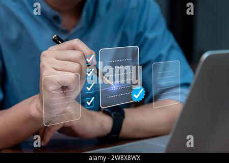 Enquête en ligne sur les réponses au questionnaire numérique et évaluation de la satisfaction des clients pour l'entreprise. Améliorations du marketing des données technologiques d'entreprise dans notre ser Banque D'Images