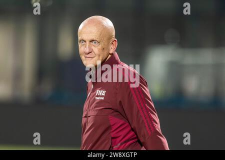 Jeddah, Arabie saoudite. 21 décembre 2023. Al Ahli Sports Club JEDDAH, ARABIE SAOUDITE - 21 DÉCEMBRE : Pierluigi Collina lors du match des légendes saoudiennes et des légendes du monde au Al Ahli Sports Club le 21 décembre 2023 à Jeddah, Arabie saoudite. (Photo de Richard Callis//SPP) (/SPP) crédit : photo de presse SPP Sport. /Alamy Live News Banque D'Images