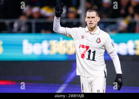 Venlo, pays-Bas. 22 décembre 2023. VENLO, PAYS-BAS - DÉCEMBRE 22 : Christos Giousis de Telstar Gestures lors du match néerlandais Keuken Kampioen Divisie entre VVV-Venlo et SC Telstar au Covebo Stadion - de Koel le 22 décembre 2023 à Venlo, pays-Bas. (Photo Broer van den Boom/Orange Pictures) crédit : Orange pics BV/Alamy Live News Banque D'Images