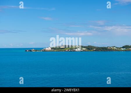 Fort St. Catherine et St. Vue aérienne de l'île George, vue de la mer. Le fort est près de St. George's Town aux Bermudes et est un siège du patrimoine mondial Banque D'Images