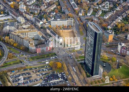 Vue aérienne, immeuble de grande hauteur ARAG, chantier de construction d'un nouveau bâtiment entre le quartier résidentiel Heinrichstraße et Sankt-Franziskus-Straße, entourer Banque D'Images
