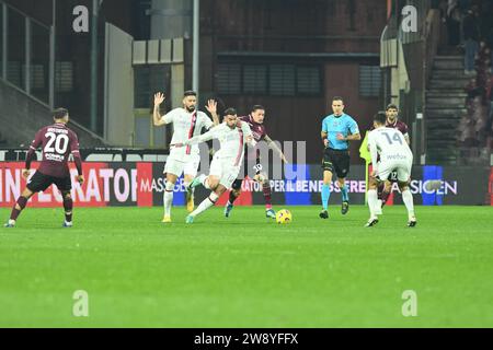 Salerne, Italie. 22 décembre 2023. Pendant la Serie A entre l'US Salernitana 1919 et l'AC Milan à Arechi Stadium Credit : Independent photo Agency/Alamy Live News Banque D'Images