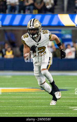 Chris Olave (12), receveur des Saints de la Nouvelle-Orléans, lors d'un match de la NFL contre les Rams de Los Angeles, jeudi 21 décembre 2023, au SOFI Stadium, in ing Banque D'Images