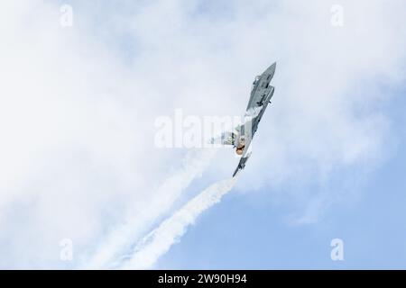 Armée de l'air italienne - Eurofighter F-200a Typhoon, se produisant au riat 2023 célébrant le centenaire de l'armée de l'air italienne. Banque D'Images