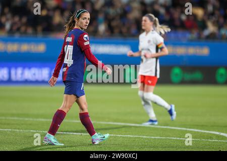 Barcelone, Espagne. 21 décembre 2023. Aitana Bonmati (14 ans) du FC Barcelone a été vue lors du match de la Ligue des champions féminine de l’UEFA entre le FC Barcelone et le FC Rosengaard à Estadi Johan Cruyff à Barcelone. (Crédit photo : Gonzales photo - Ainhoa Rodriguez). Banque D'Images