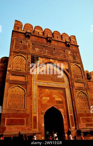 Vue partielle de Amar Singh Gate, Red fort, Agra, Uttar Pradesh, Inde Banque D'Images