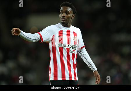 Sunderland, Royaume-Uni. 23 décembre 2023. Abdoullah Ba de Sunderland lors du Sky Bet Championship match entre Sunderland et Coventry City au Stadium of Light, Sunderland le samedi 23 décembre 2023. (Photo : Michael Driver | MI News) crédit : MI News & Sport / Alamy Live News Banque D'Images