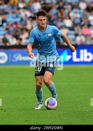 Sydney, Australie. 23 décembre 2023. Joseph Lolley de l'équipe Sydney FC vu en action lors du match de la saison 9 de la saison 2023/24 hommes entre le Sydney FC et le Western United FC qui s'est tenu à l'Allianz Stadium. Score final ; Sydney FC 4:2 Western United FC. (Photo Luis Veniegra/SOPA Images/Sipa USA) crédit : SIPA USA/Alamy Live News Banque D'Images