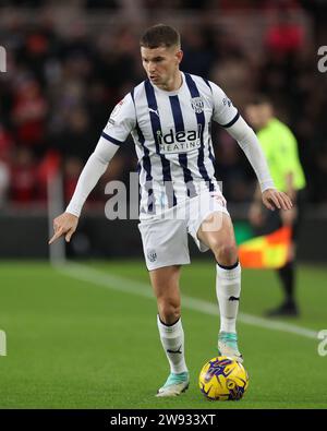 Middlesbrough, Royaume-Uni. 23 décembre 2023. Alex Mowatt de West Bromwich Albion lors du Sky Bet Championship match entre Middlesbrough et West Bromwich Albion au Riverside Stadium, Middlesbrough le samedi 23 décembre 2023. (Photo : Mark Fletcher | MI News) crédit : MI News & Sport / Alamy Live News Banque D'Images