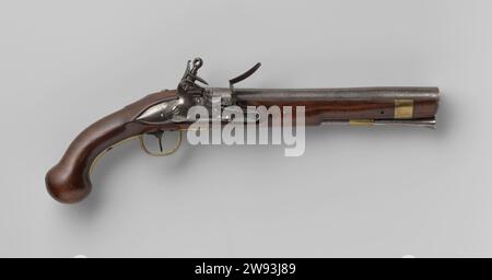 Flint Gordelstool, Marine ou Armée, Laurens constant, 1780 - 1784 pistolet Flintlock Flint beltstolool ou thunder outil en bois pour la marine ou l'armée ; à partir d'un ensemble de quatre fistoles de ceinture. La vis à chapeau de la serrure est percée et munie d'une fissure ; la plaque finale n'est pas traitée à l'exception d'une signature. Le canon commence tout droit et autour pour se rétrécir un peu vers le milieu, puis pour devenir plus large et ovale vers le tromp; le baril est estampillé sur le dessus avec les lettres LC sous une couronne et RD, sur le fond avec un A. le flacon est simplement coupé et se termine par un bouton de pompe en bois massif ; en face de la serrure, Banque D'Images