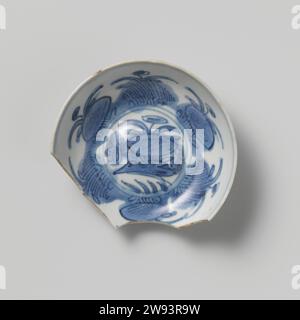 Plaque à fragments ou plat de porcelaine de V.O.C.-ship de 'Witte Leeuw', avant 1613 plaque (plats) plaque à fragments ou plat en porcelaine de V.O.C. ship de 'Witte Leeuw', 75 présents. Porcelaine de Jingdezhen Sint-Helena Banque D'Images