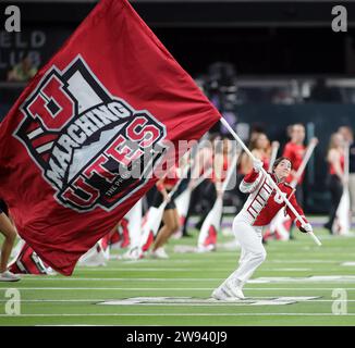 23 décembre 2023 - l'Utah Utes Marching Band prend le terrain au match du Las Vegas Bowl entre les Wildcats du Northwestern et les Utes de l'Utah au Allegiant Stadium de Las Vegas, NV - Michael Sullivan/CSM Banque D'Images