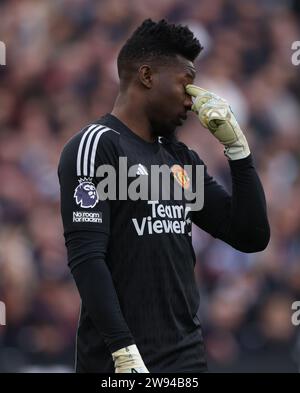 Londres, Royaume-Uni. 23 décembre 2023. Andre Onana (MU) lors du match West Ham United contre Manchester United EPL, au London Stadium, Londres, Royaume-Uni, le 23 décembre 2023. Crédit : Paul Marriott/Alamy Live News Banque D'Images