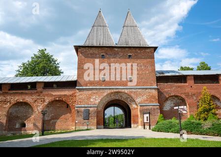 Nikolskaya Tour de l'ancien Zaraisk Kremlin, région de Moscou. Russie Banque D'Images