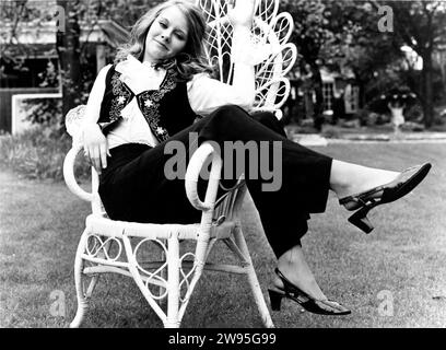 LINDA HAYDEN portrait publicitaire franc dans BABY LOVE 1969 réalisateur ALASTAIR REID roman Tina Chad Christian Avton films / AVCO Embassy Banque D'Images