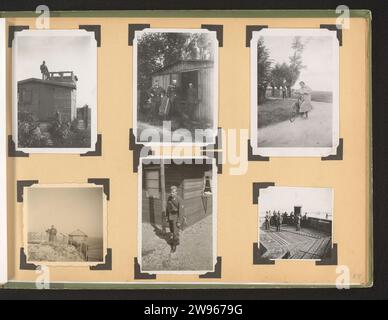 Housing and Bunker, Anonyme, 1940 - 1944 Photography Album Magazine avec six photos de soldats allemands dans leur logement et dans un bunker sur la côte de la mer du Nord. Une partie de l'album photo surveillance Bunkers. Papier néerlandais. support photographique gélatine argentique imprimer la société, l'unité, la troupe  service militaire. abri  service militaire. Fortifications permanentes aux pays-Bas Banque D'Images