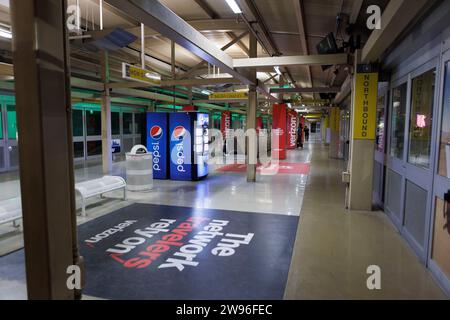 Vue générale de la plate-forme de la gare MGM Grand Monorail Station à Las Vegas, Nevada, États-Unis. Photo prise le 7 décembre 2023. © Belinda jiao jiao Banque D'Images